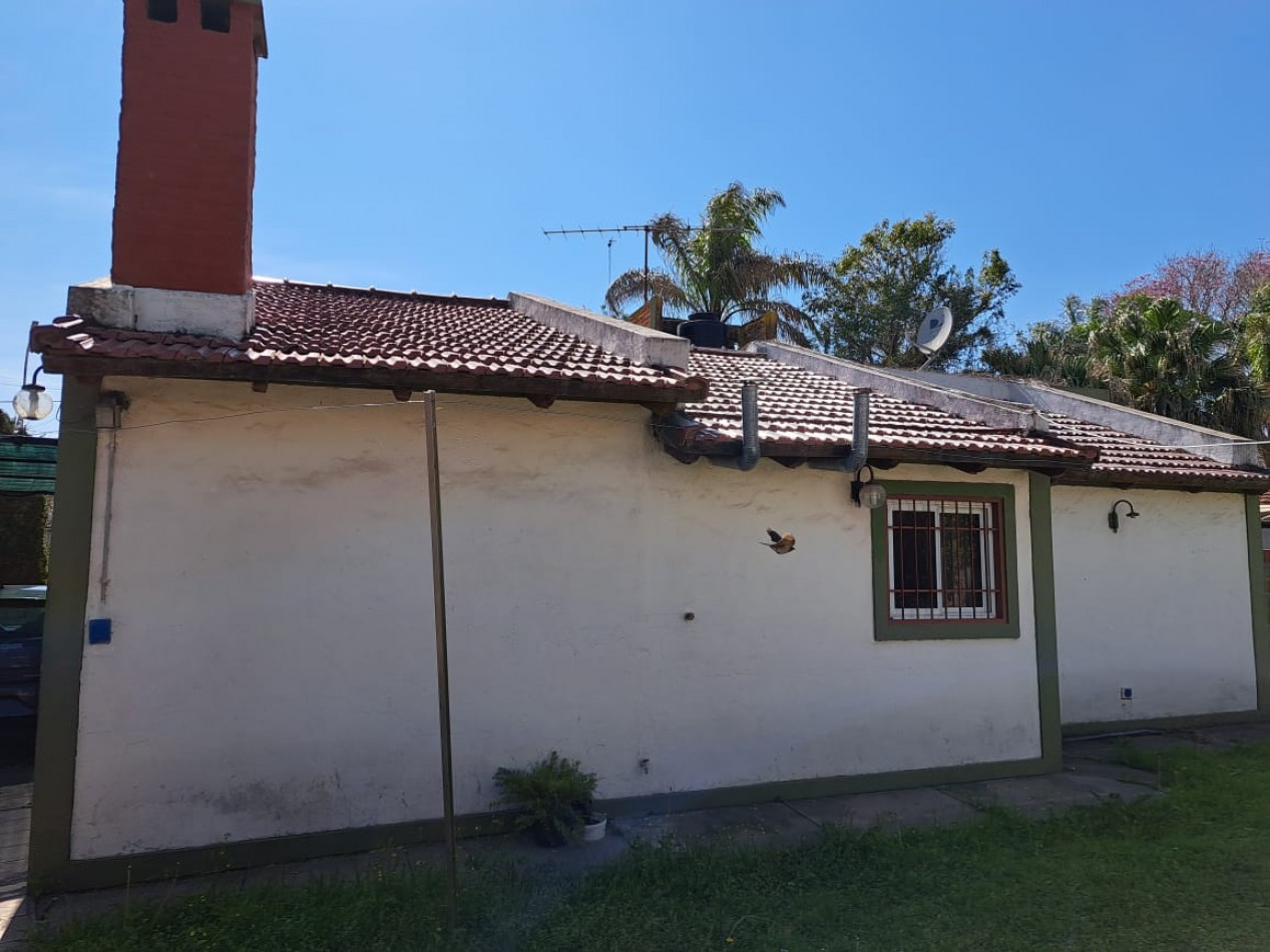 SE VENDE 2 casas en un terreno centrico, Villa Urquiza, Entre Rios