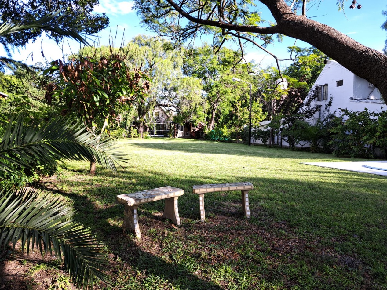 Amplia Casa con pileta y vista al rio, Villa Urquiza