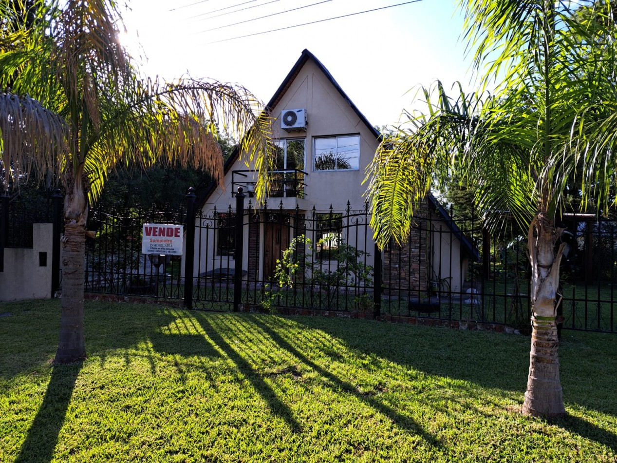 Amplia Casa con pileta y vista al rio, Villa Urquiza