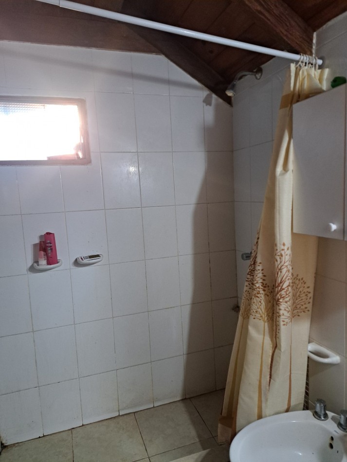 Casa quinta en Villa Urquiza, en avenida, cerca del rio con pileta