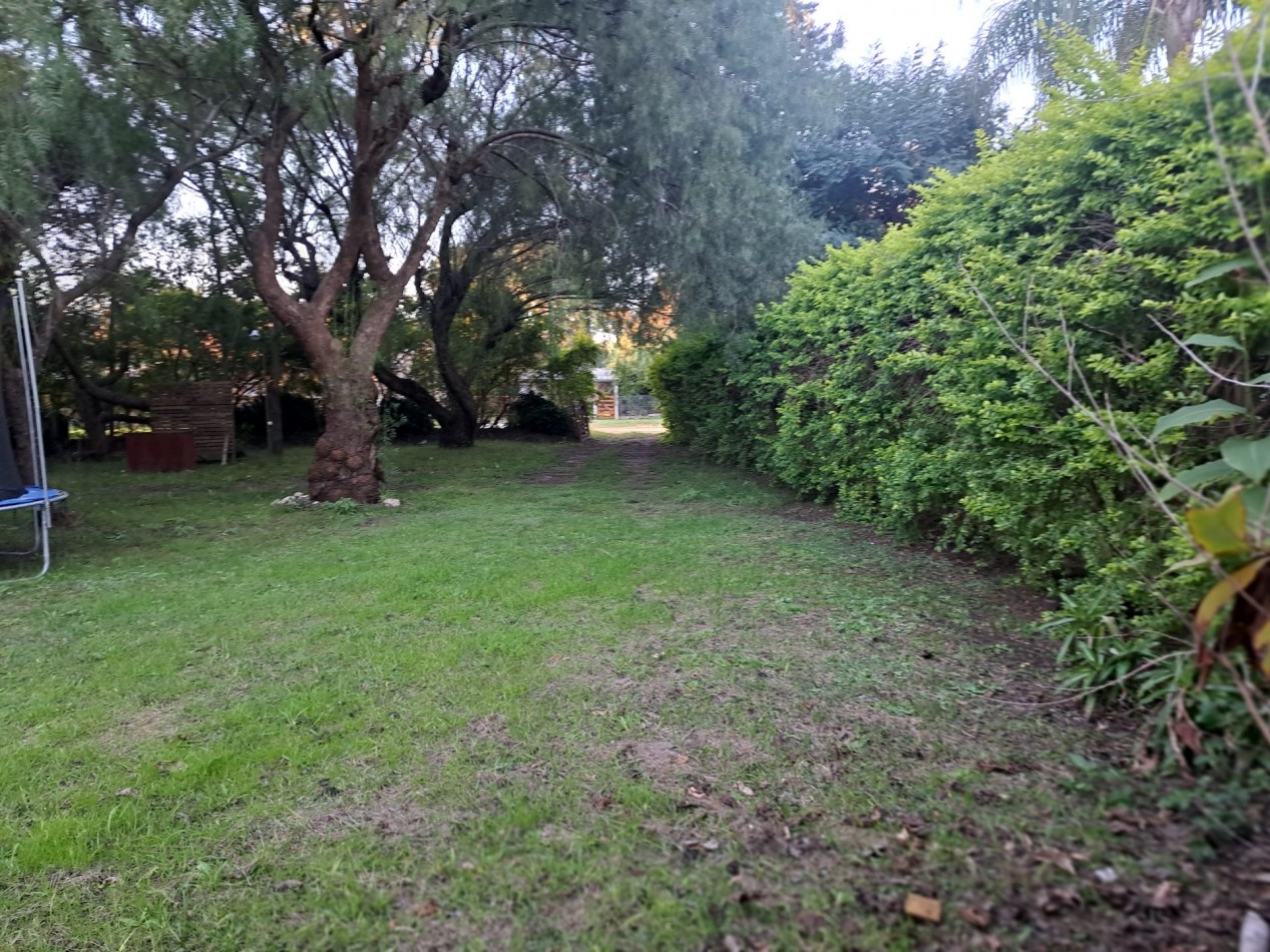Casa quinta en Villa Urquiza, en avenida, cerca del rio con pileta