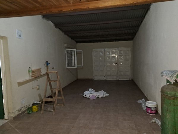 Casa 2 dormitorios, amplio garage y patio en Colonia Nueva Villa Urquiza