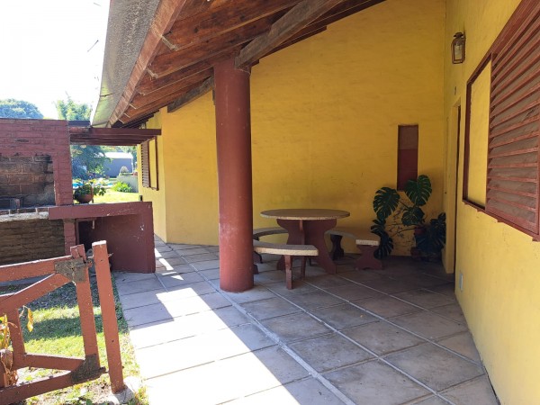 Complejo habitacional temporario de 4 unidades extraordinaria ubicación en Villa Urquiza, Entre Ríos