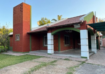 SE VENDE 2 casas en un terreno centrico, Villa Urquiza, Entre Rios