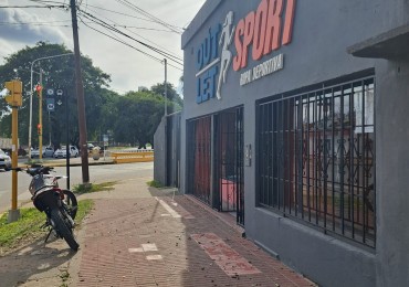 Local comercial en esquina Av. Ejercito y Gral. Galan